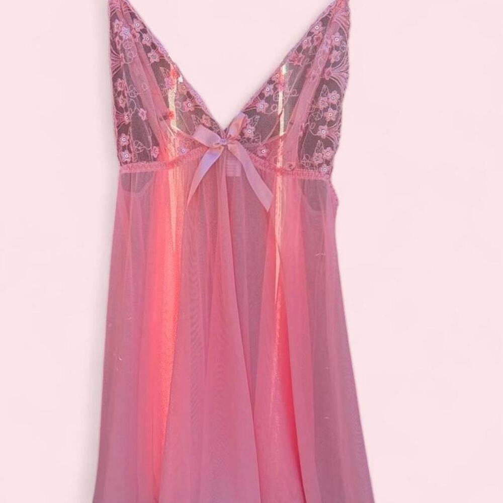 Pastel pink mesh floral